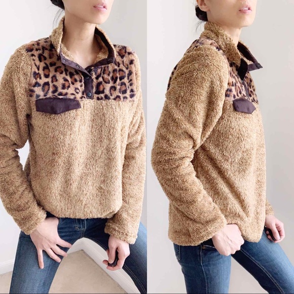 THE COZY HALF-SNAP PLUSH SWEATER - LEOPARD CONTRAST TAN - Picture 2 of 6